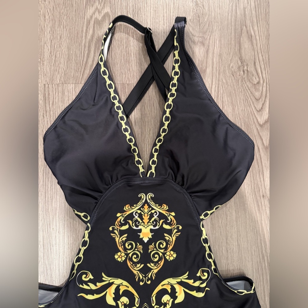 NWOT Sexy & Backless Designer One-Piece Swimsuit Swimwear size XL - Picture 4 of 7